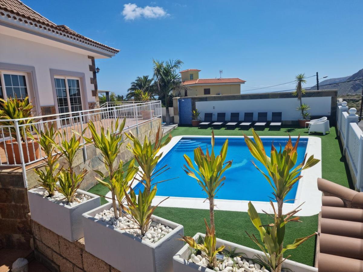 Villa Gaelca Arona  Luaran gambar
