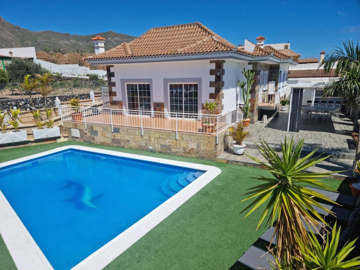 Villa Gaelca Arona  Luaran gambar