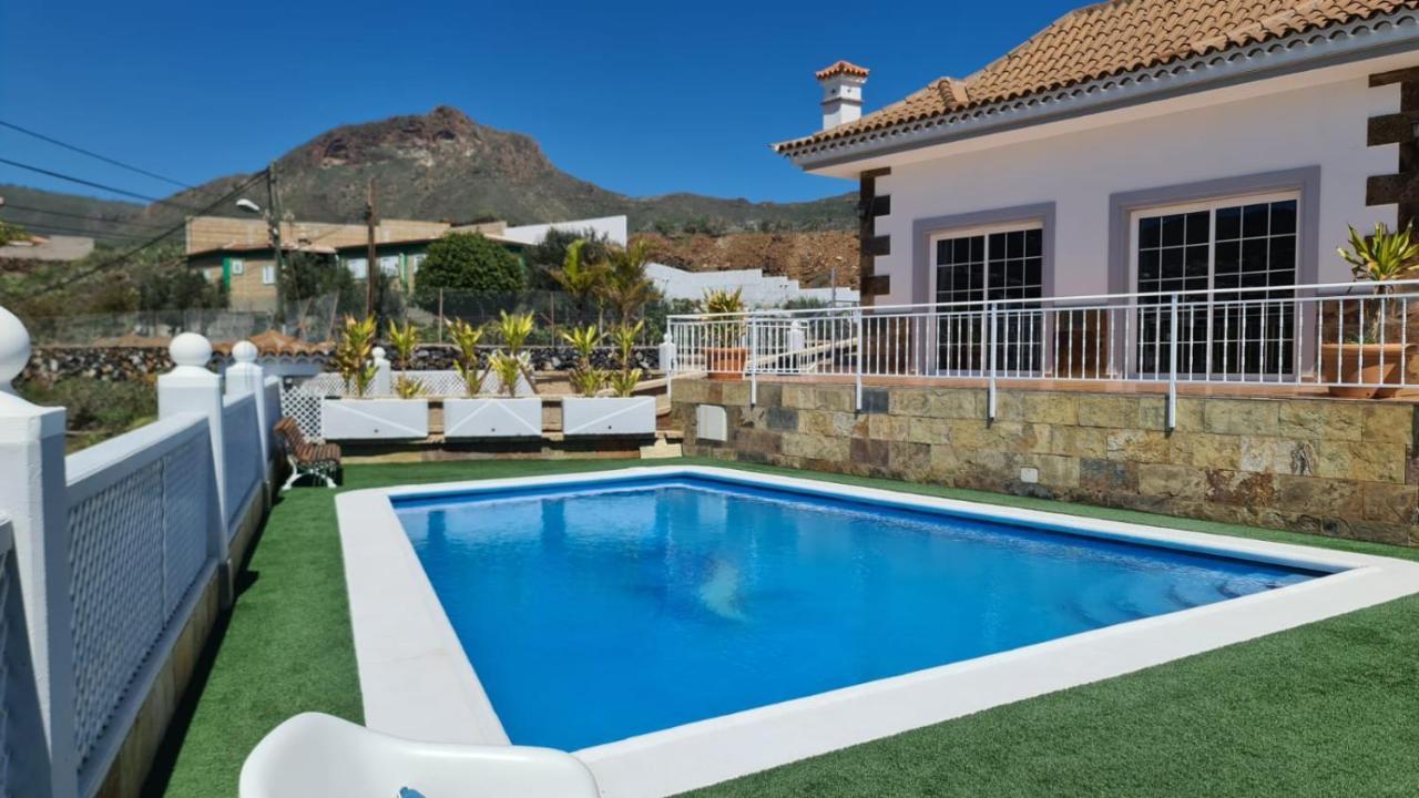 Villa Gaelca Arona  Luaran gambar